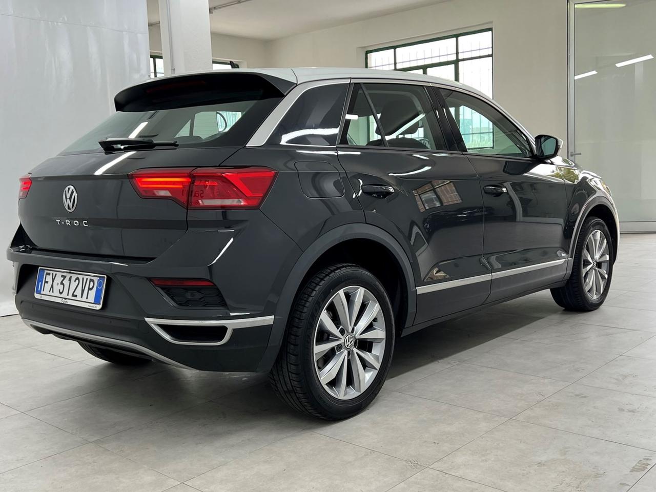 VOLKSWAGEN T-Roc 2017