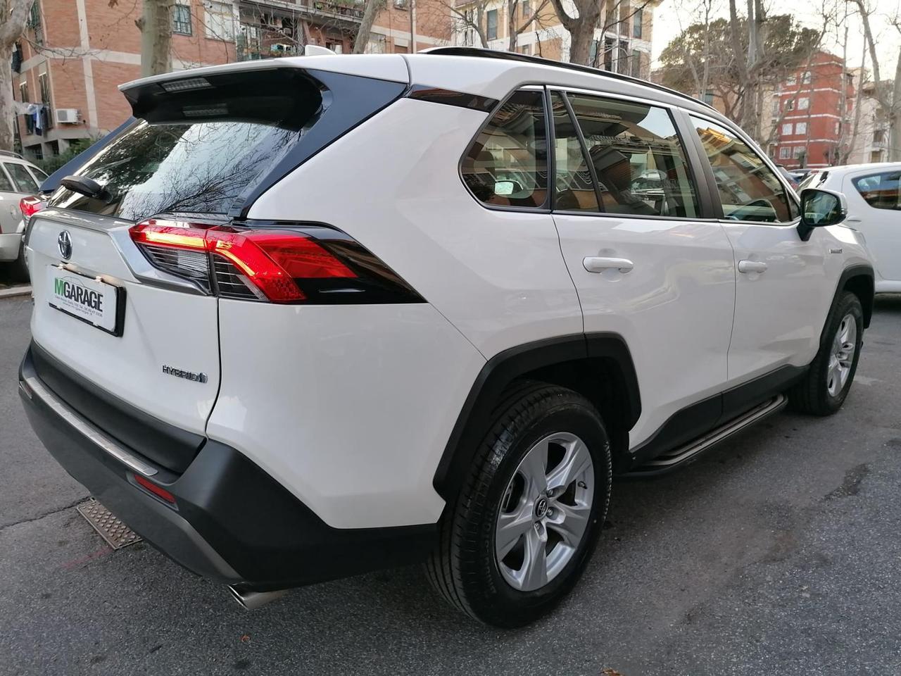 Toyota RAV4 2.5 HV (218CV) E-CVT 2WD Business Bianco