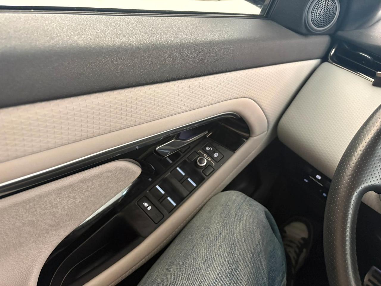 Land Rover Range Rover Evoque 2.0d i4 mhev R-Dynamic awd 150cv auto