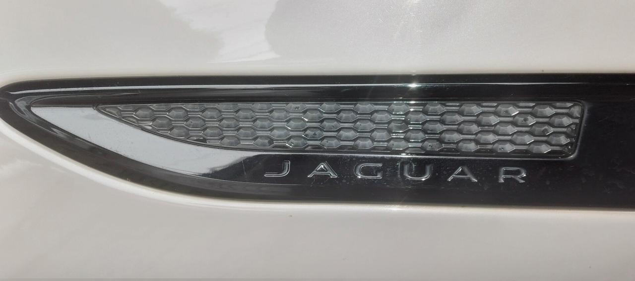 Jaguar E-Pace 2.0D 150 CV R-Dynamic