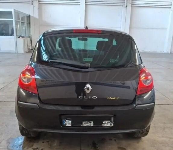 Renault Clio 1.2 16V 3 porte Le Iene