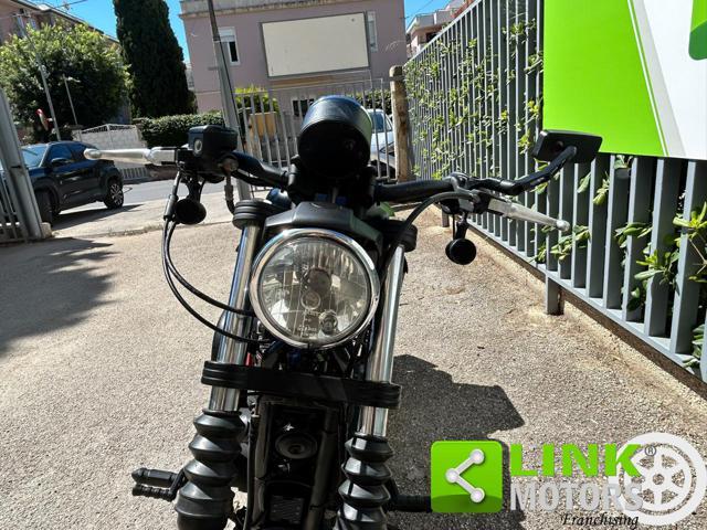 HARLEY-DAVIDSON 883 Sportster R XL