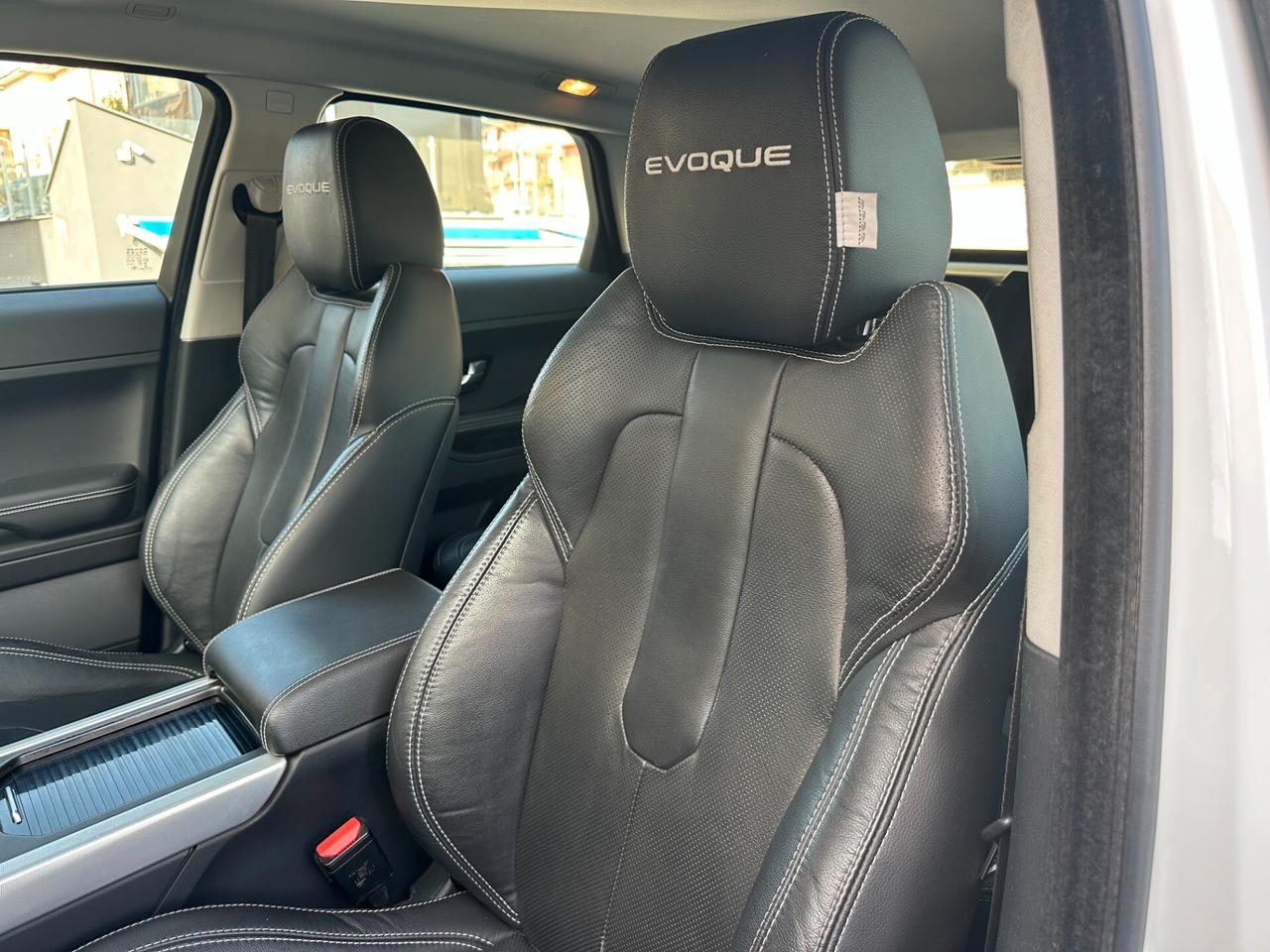 Land Rover Range Evoque 2.2 TD4 5p. Dynamic