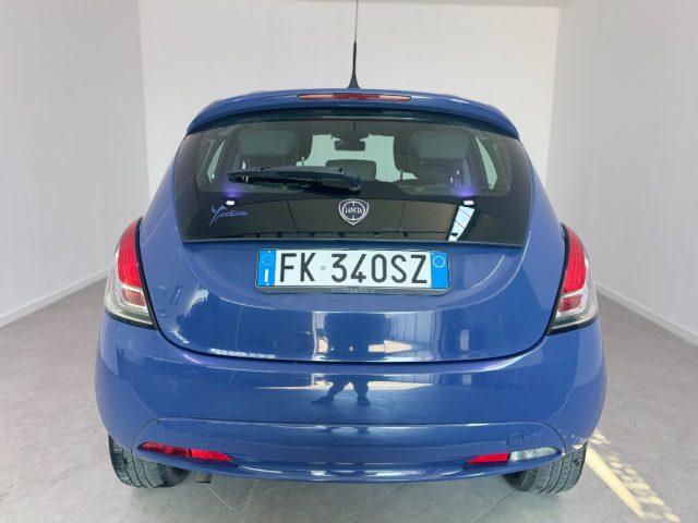 LANCIA Ypsilon 1.2 69 CV 5 porte Gold
