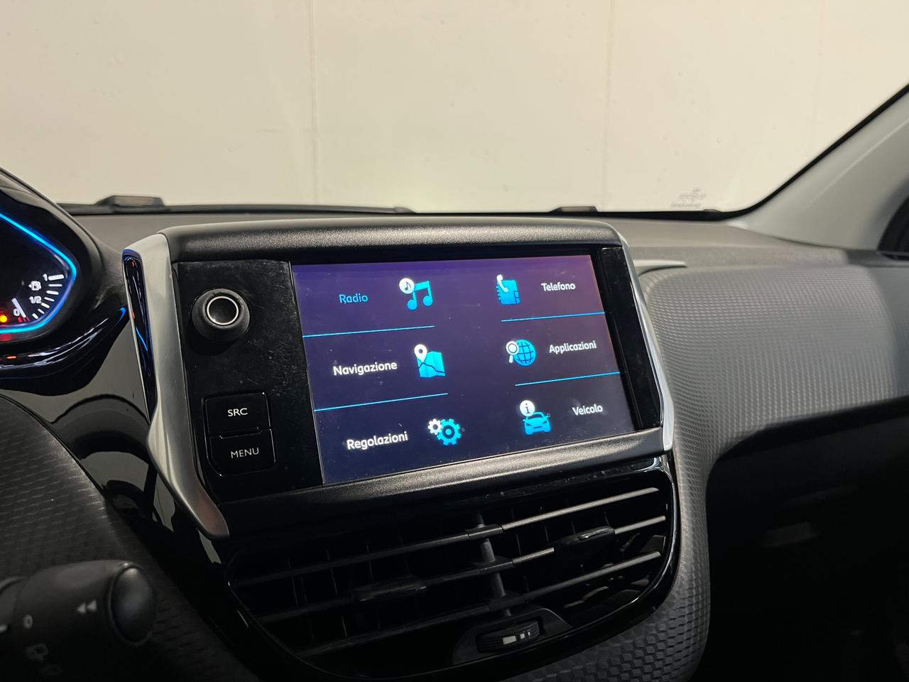 PEUGEOT 2008 1.2 PURETECH ALLURE