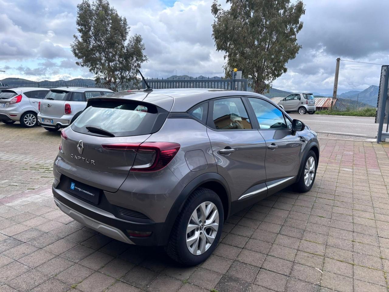 RENAULT CAPTUR