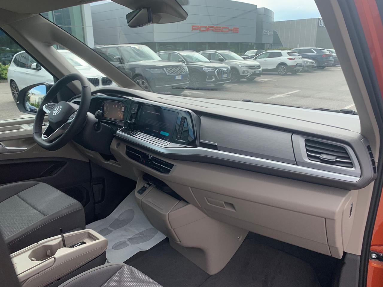 Volkswagen T7 Multivan 2.0 tdi life 150cv dsg 7p.ti