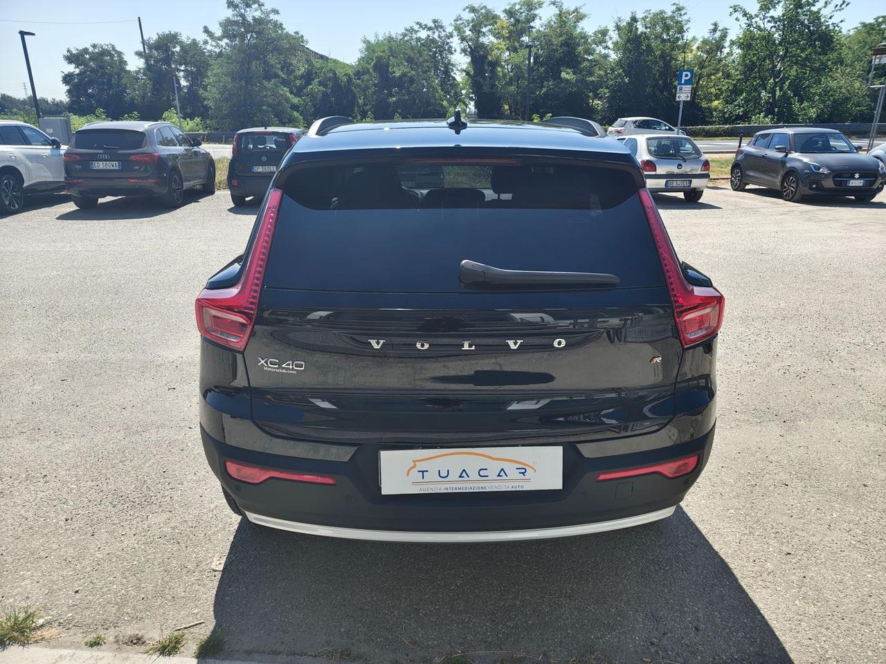 Volvo XC40 Essential T2 #11401