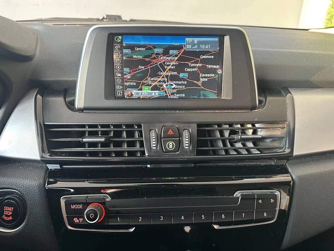 BMW 218d - Automatico