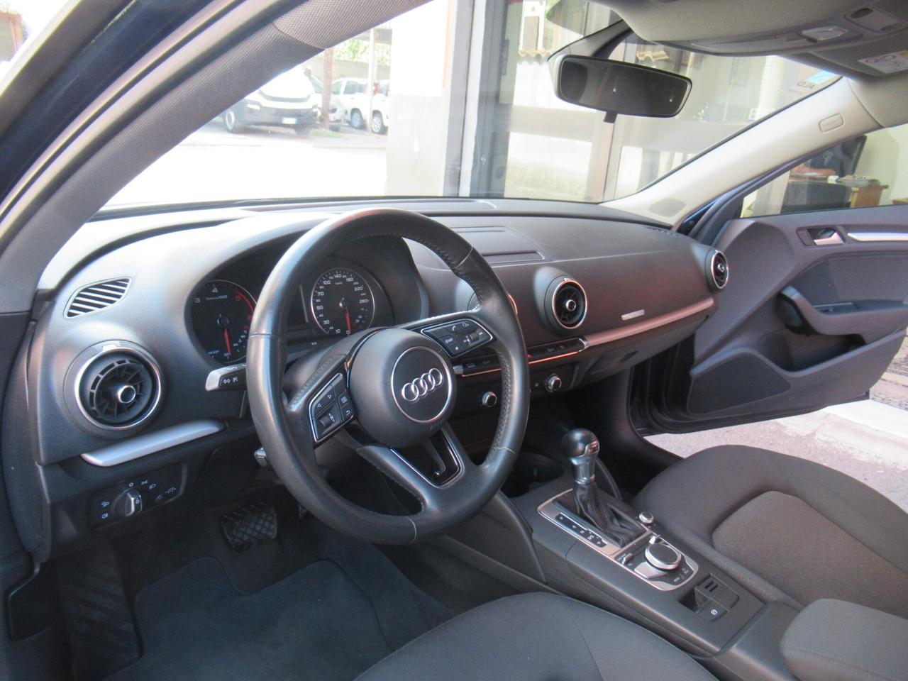 Audi A3 SPB 2.0 TDI S tronic Business