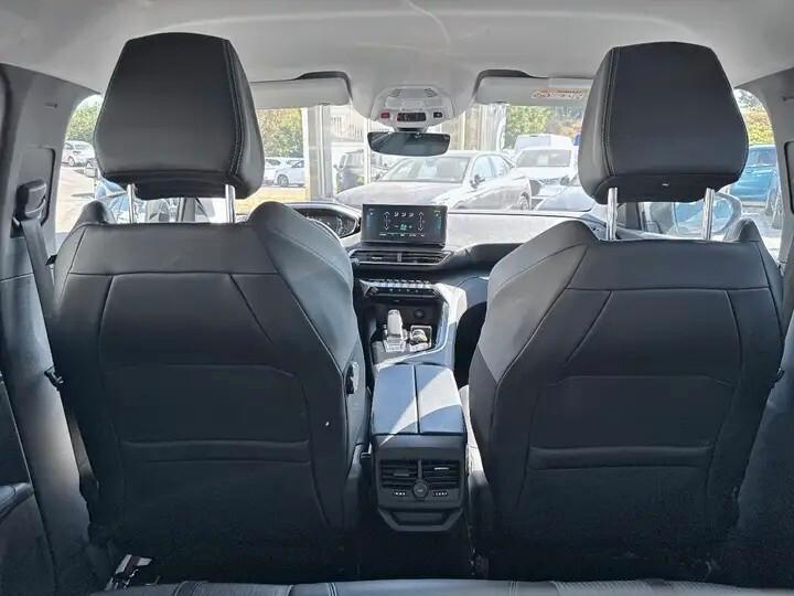 Peugeot 3008 Hybrid 225 e-EAT8 Allure