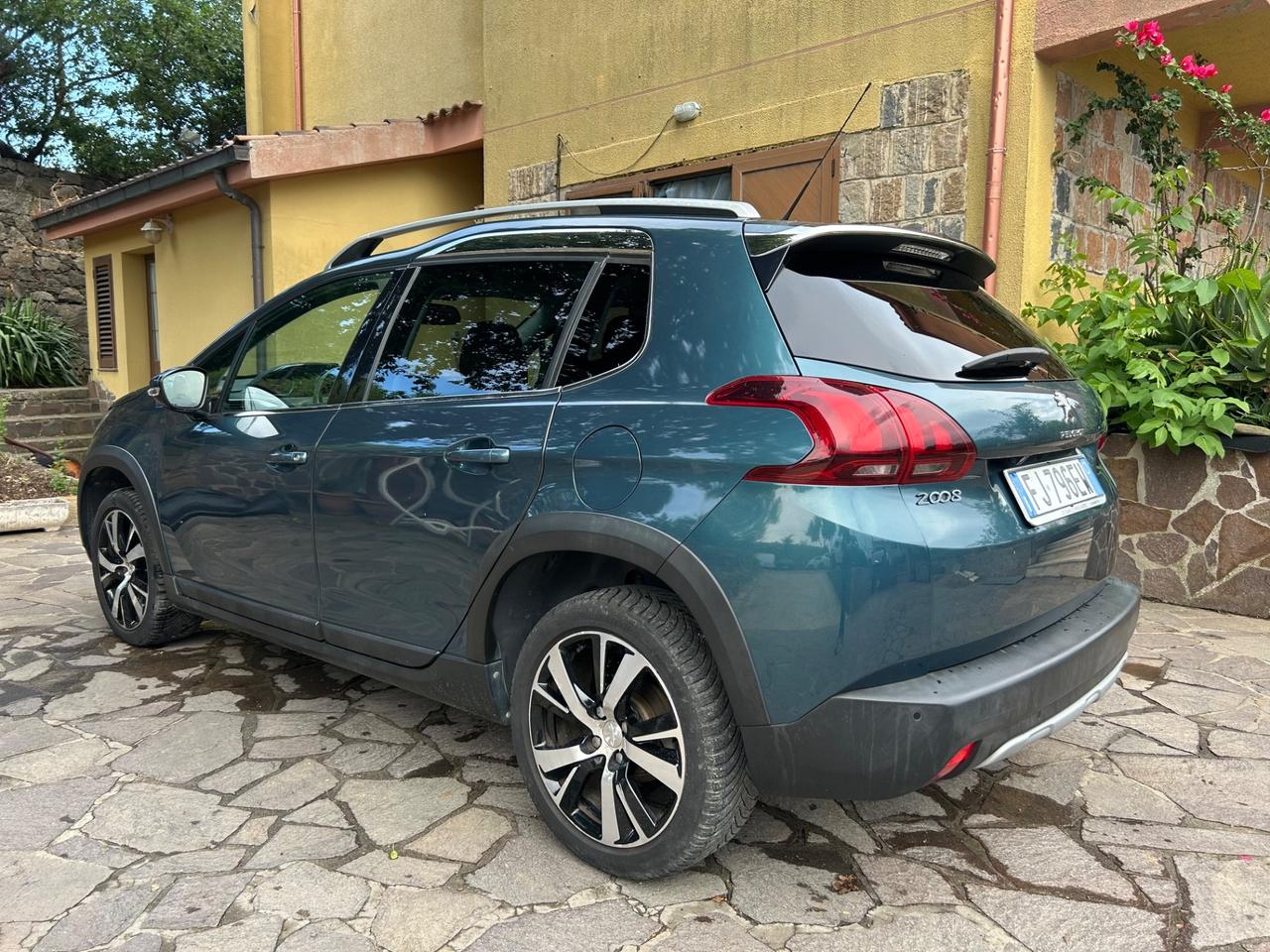 Peugeot 2008 BlueHDi 100 GT Line