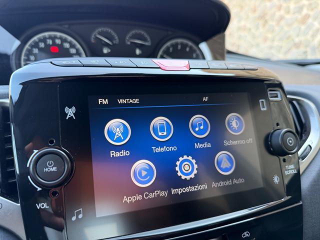 LANCIA Ypsilon GOLD+NAVI CARPLAY+SENSORI+LED