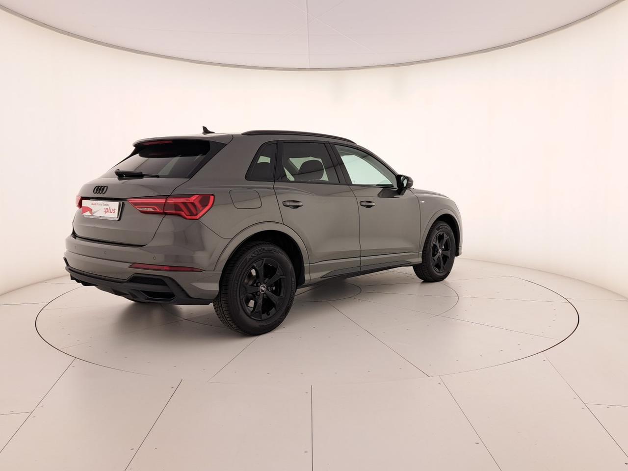 Audi Q3 35 1.5 tfsi s line edition s-tronic