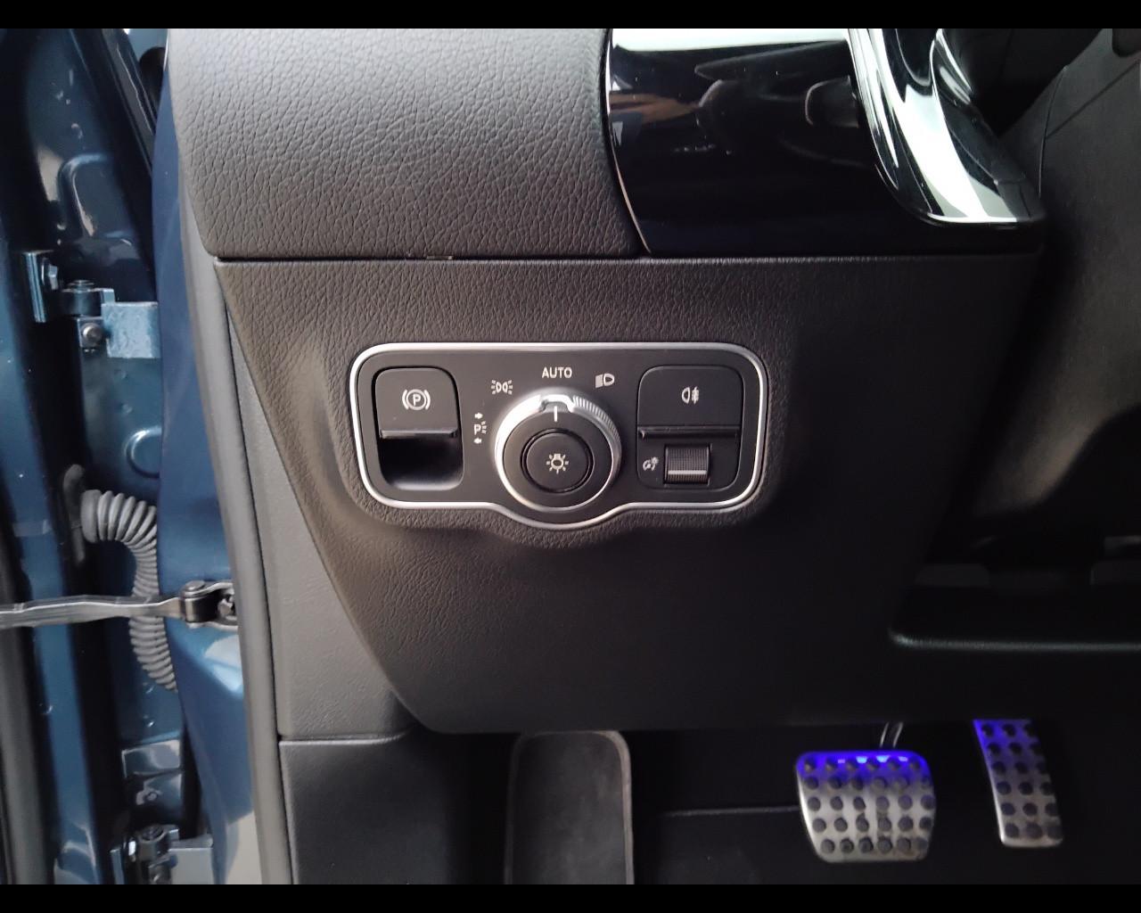 Mercedes-Benz GLA-H247 2020 - GLA 200 d Premium auto