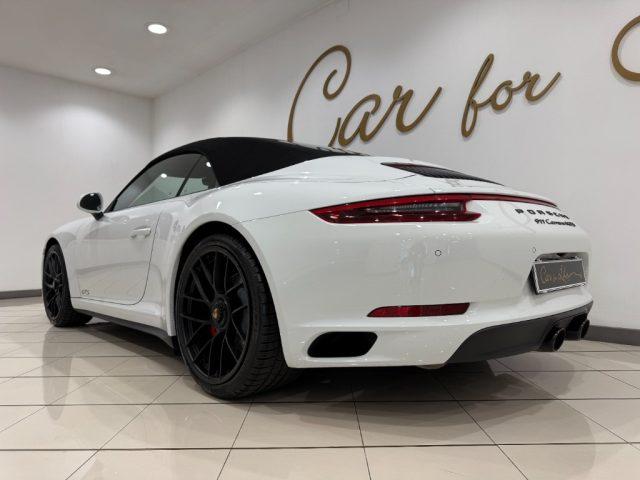 PORSCHE 911 3.0 Carrera 4 GTS Cabriolet