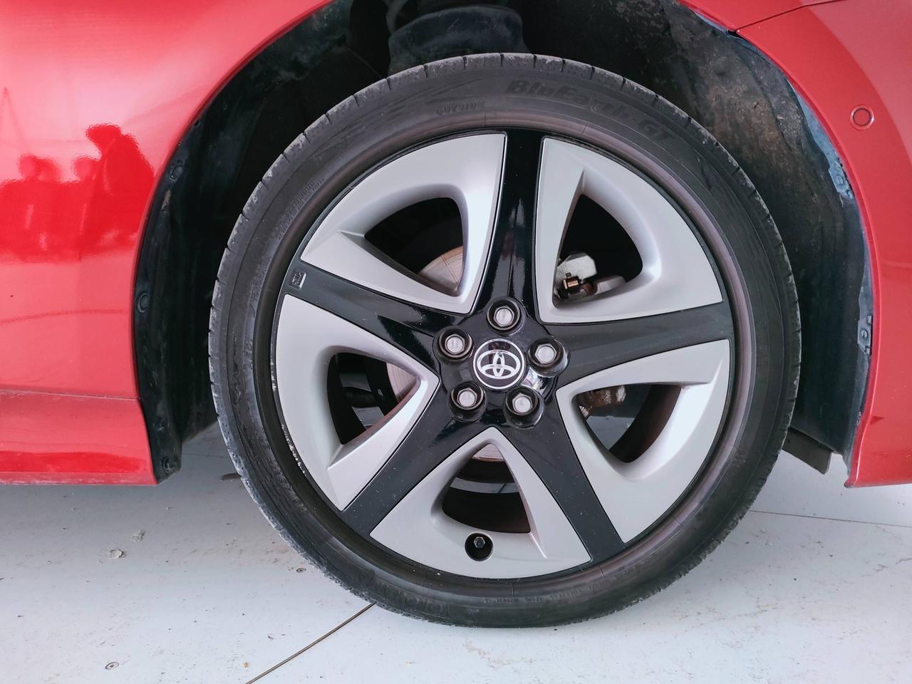 TOYOTA Prius IV 2019 - Prius 1.8h Lounge awd-i ecvt my20