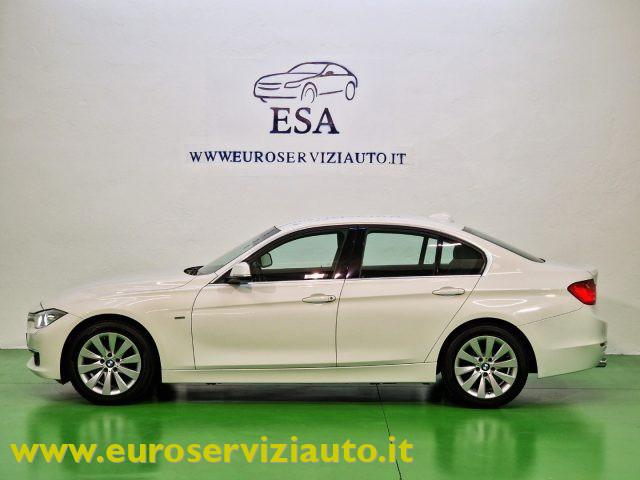 BMW 328 i Luxury