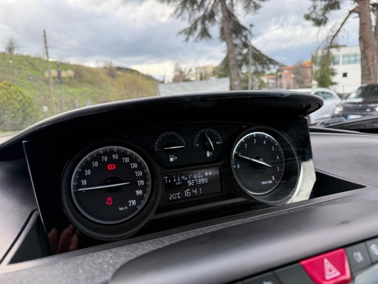 Lancia Ypsilon 1.0 FireFly 5 porte S&S Hybrid Ecochic Silver