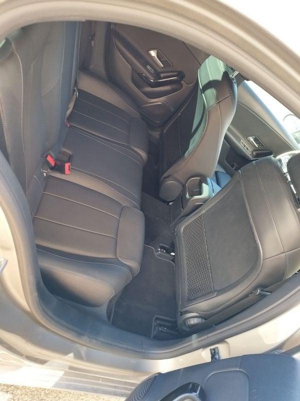 Mercedes-Benz Classe A A 180 d Automatic Premium