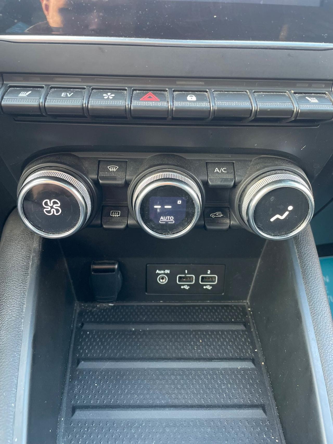 Renault Captur Full Hybrid E-Tech 145 CV Techno