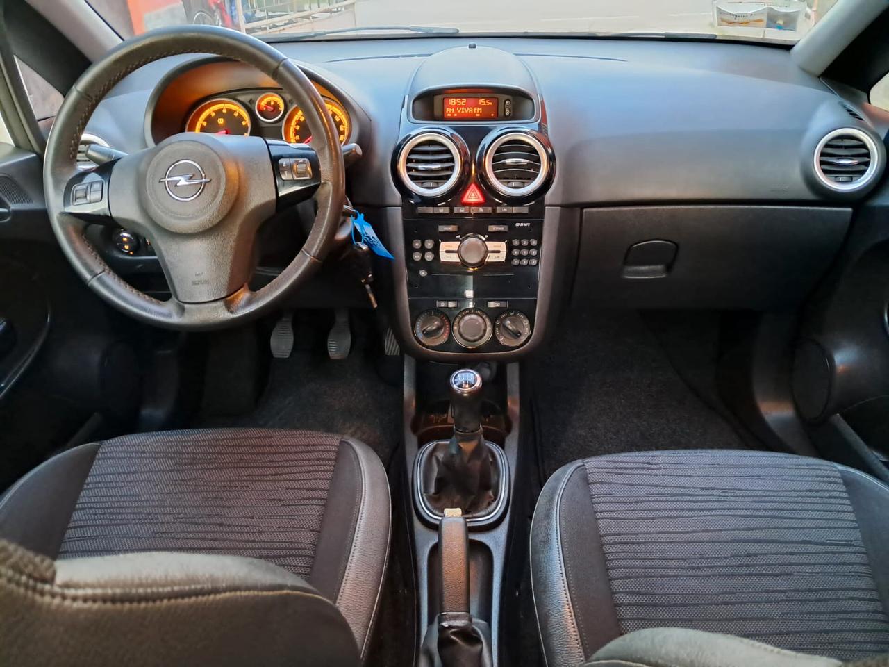 Opel Corsa 1.2 85CV 5 porte GPL-TECH Edition