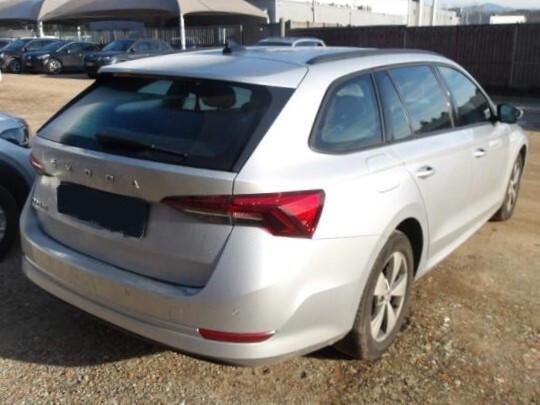 Skoda Octavia 2.0 TDI 115CV WAGON AMBITION DSG ACC LED
