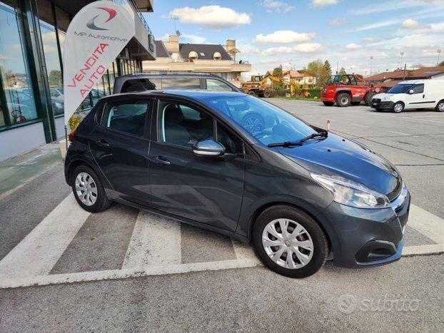 Peugeot 208 BlueHDi 75 S&S 5 porte Active