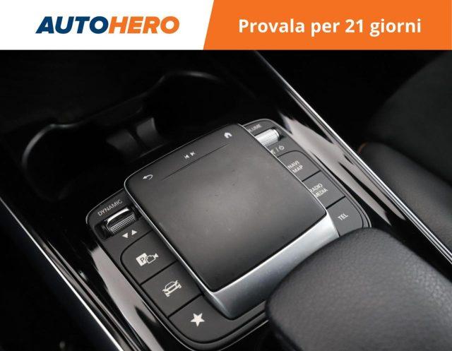 MERCEDES-BENZ GLB 200 d Automatic Premium