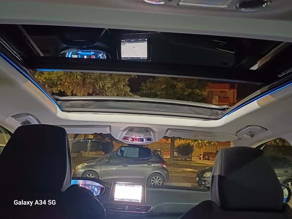 Peugeot 3008 BlueHDi 130 S&S EAT8 Business