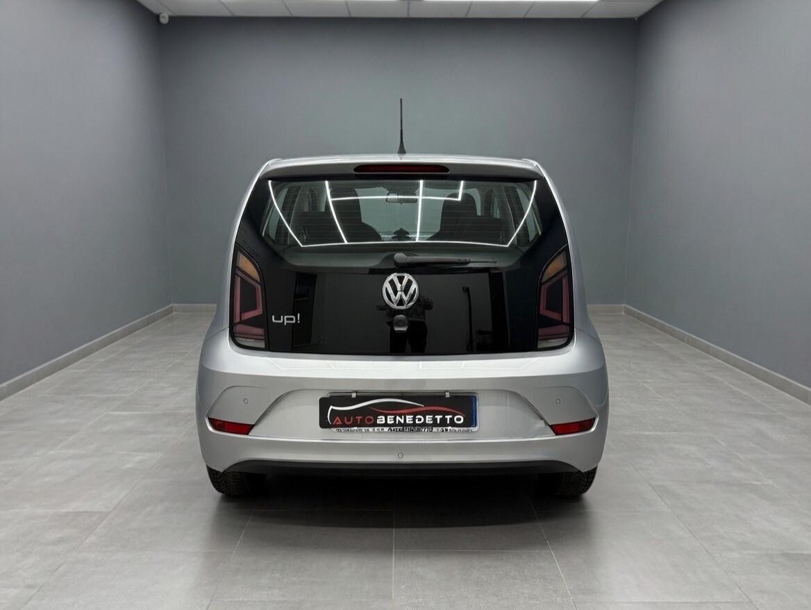 Volkswagen up! 1.0 5p. move 11.2017