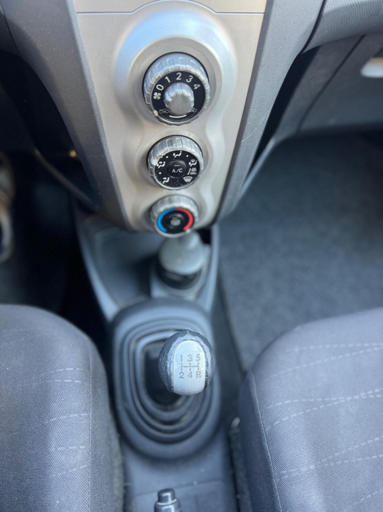 Toyota Yaris 1.0 2006