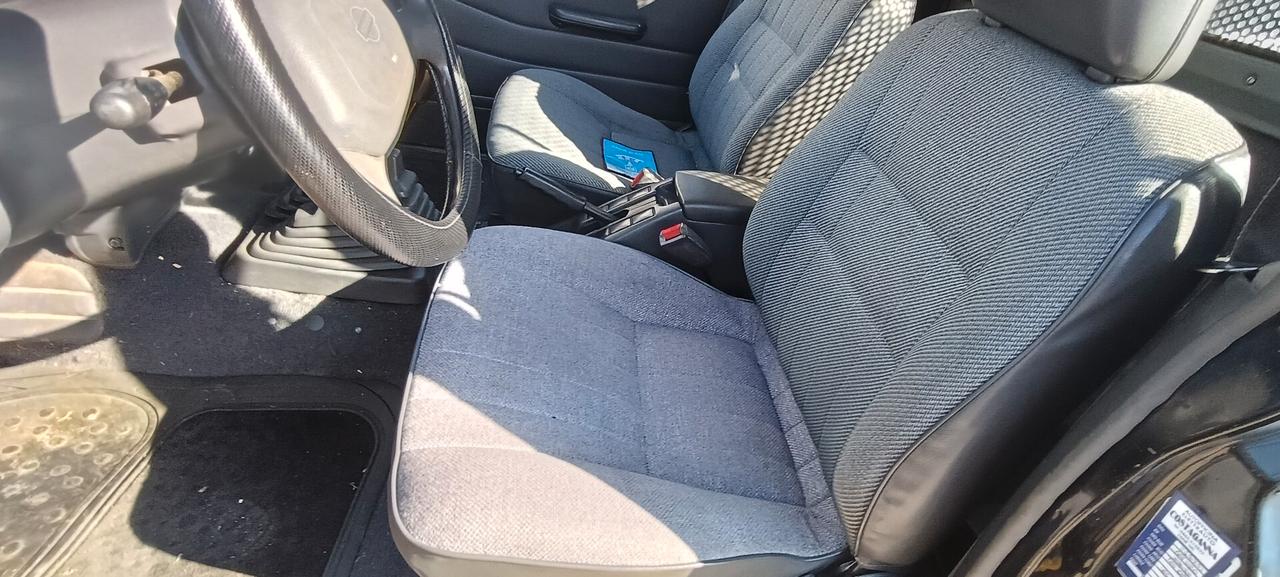 Nissan Pick Up 2.5 diesel 2 porte King Cab