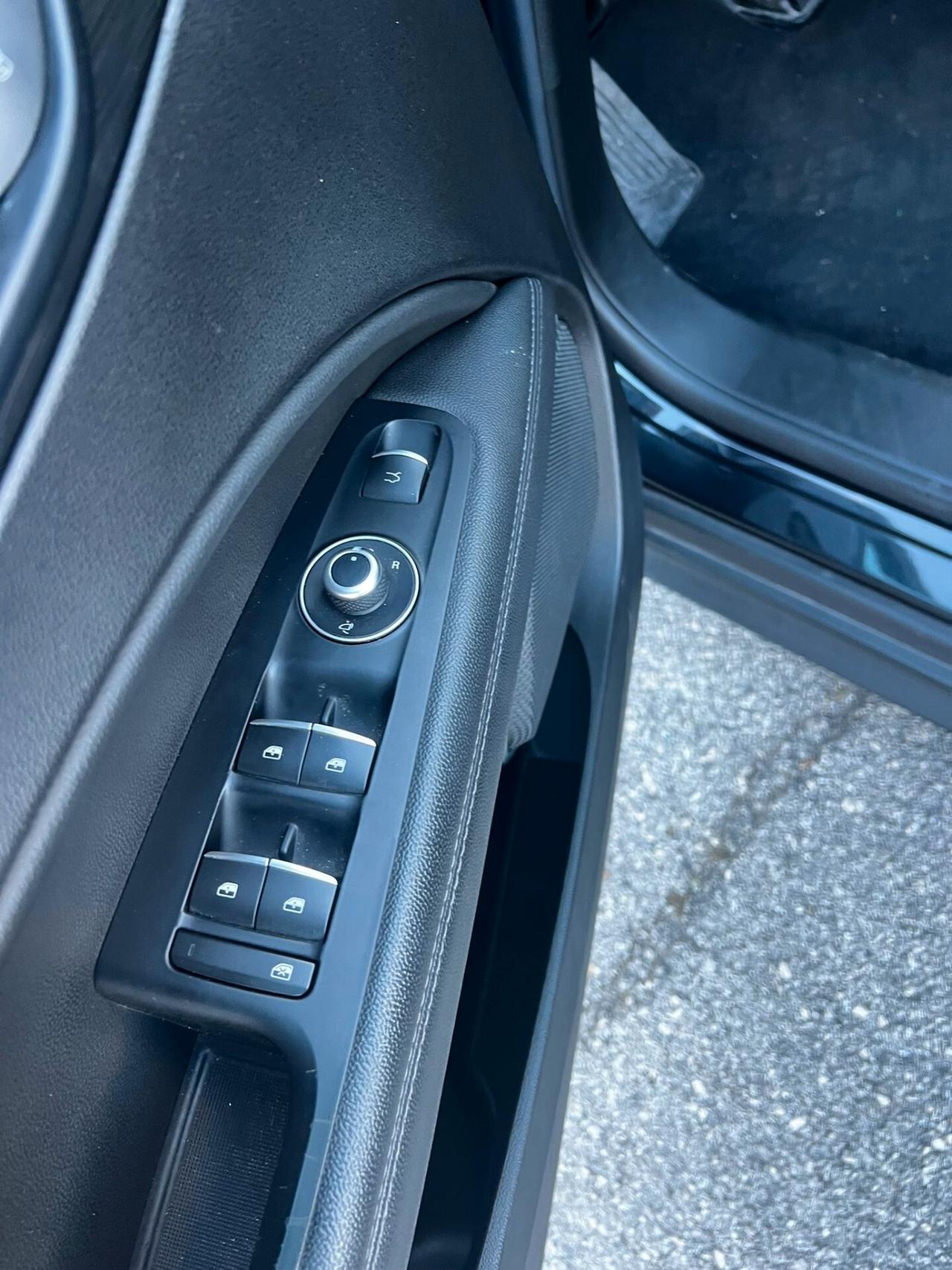 Alfa Romeo Stelvio 2.2 Turbodiesel 180 CV AT8 Q4 Business