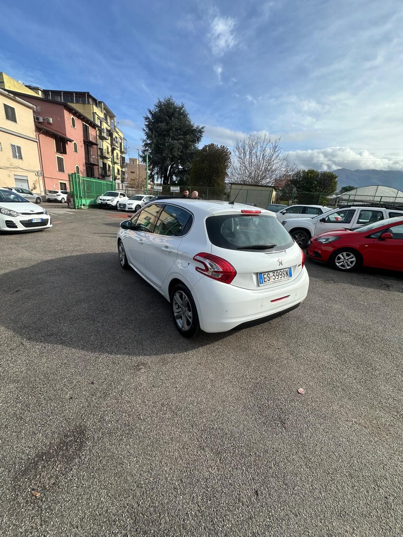 Peugeot 208 1.4 HDi 68 CV 5 porte Active