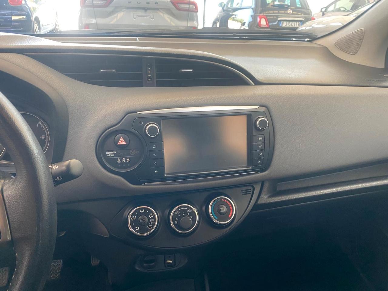 Toyota Yaris 1.0 5 porte Active