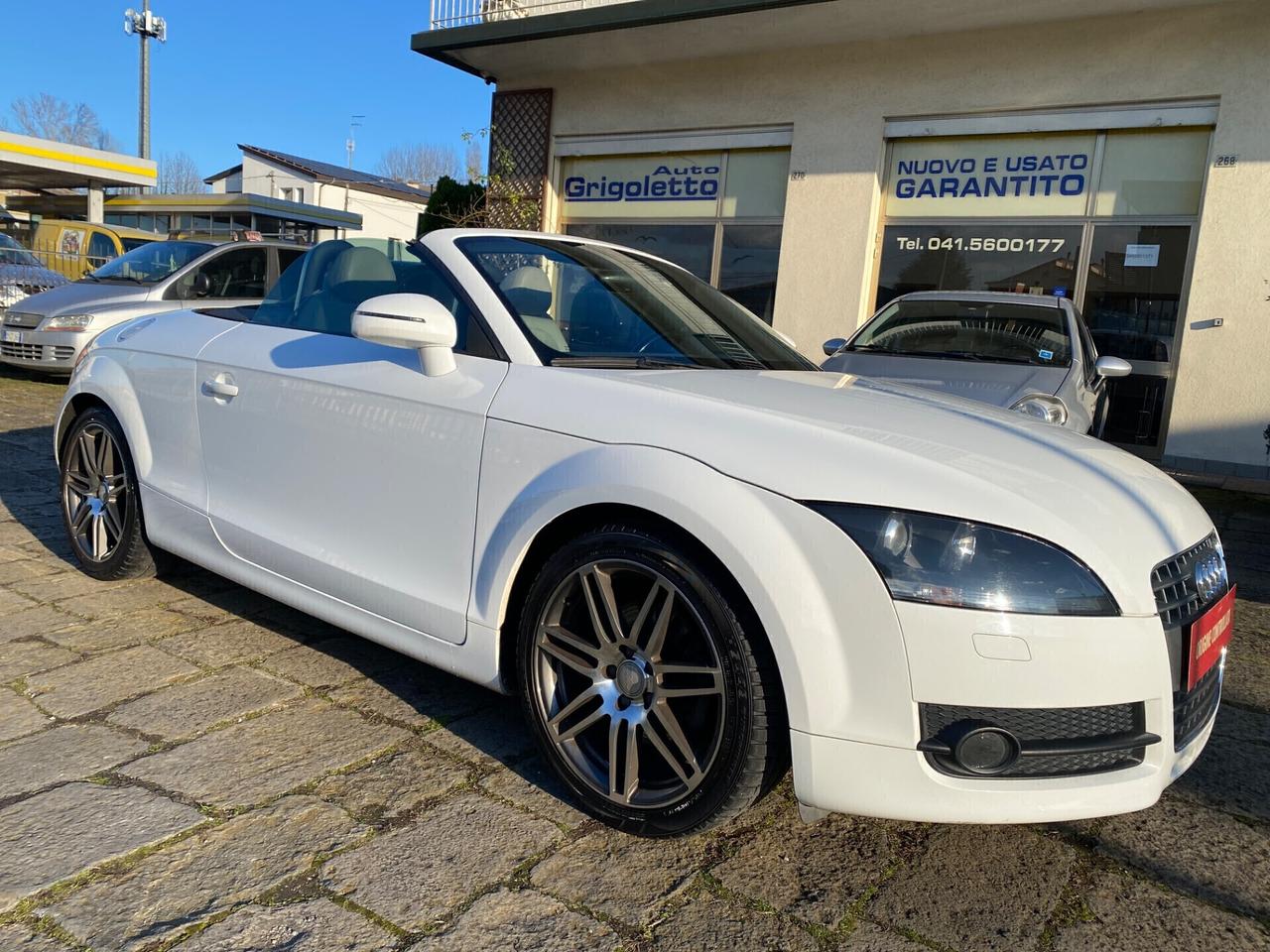 Audi TT Roadster 2.0 TFSI cabrio