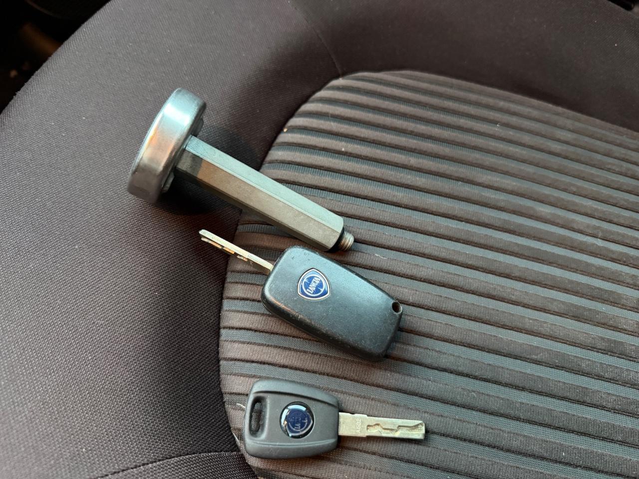 LANCIA YPSILON ECOCHIC 1.4 BENZ-GPL 2033 EURO4