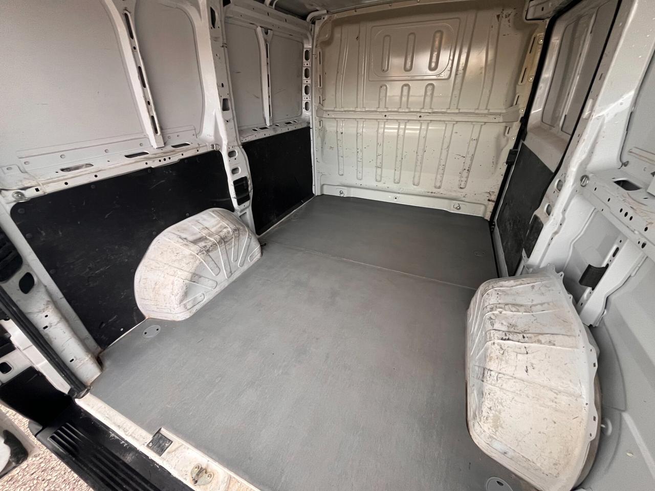 CITROËN JUMPER 28 L1H1 BlueHDi 120 CV - FURGONE