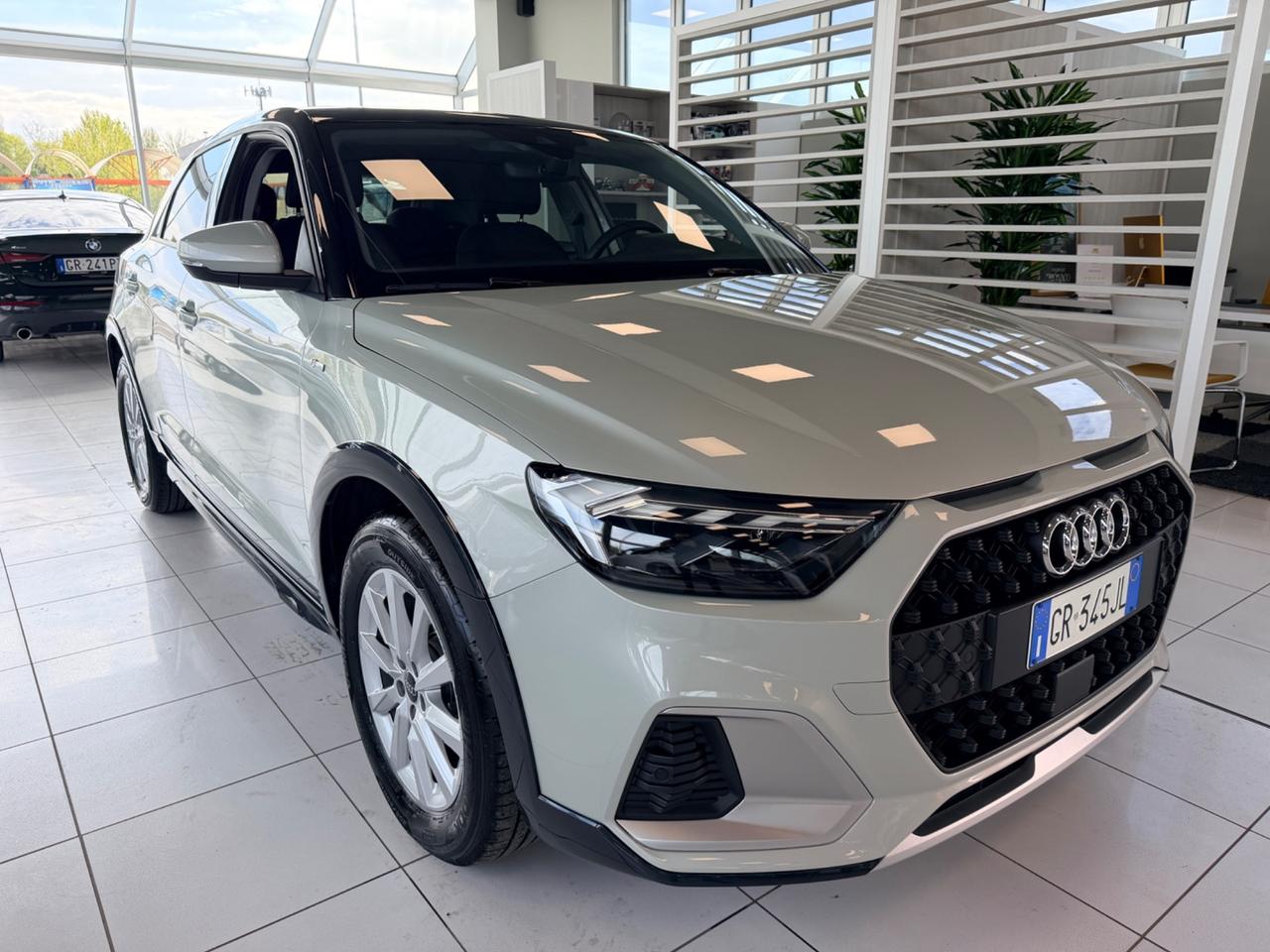 Audi A1 allstreet 30 TFSI S tronic Business