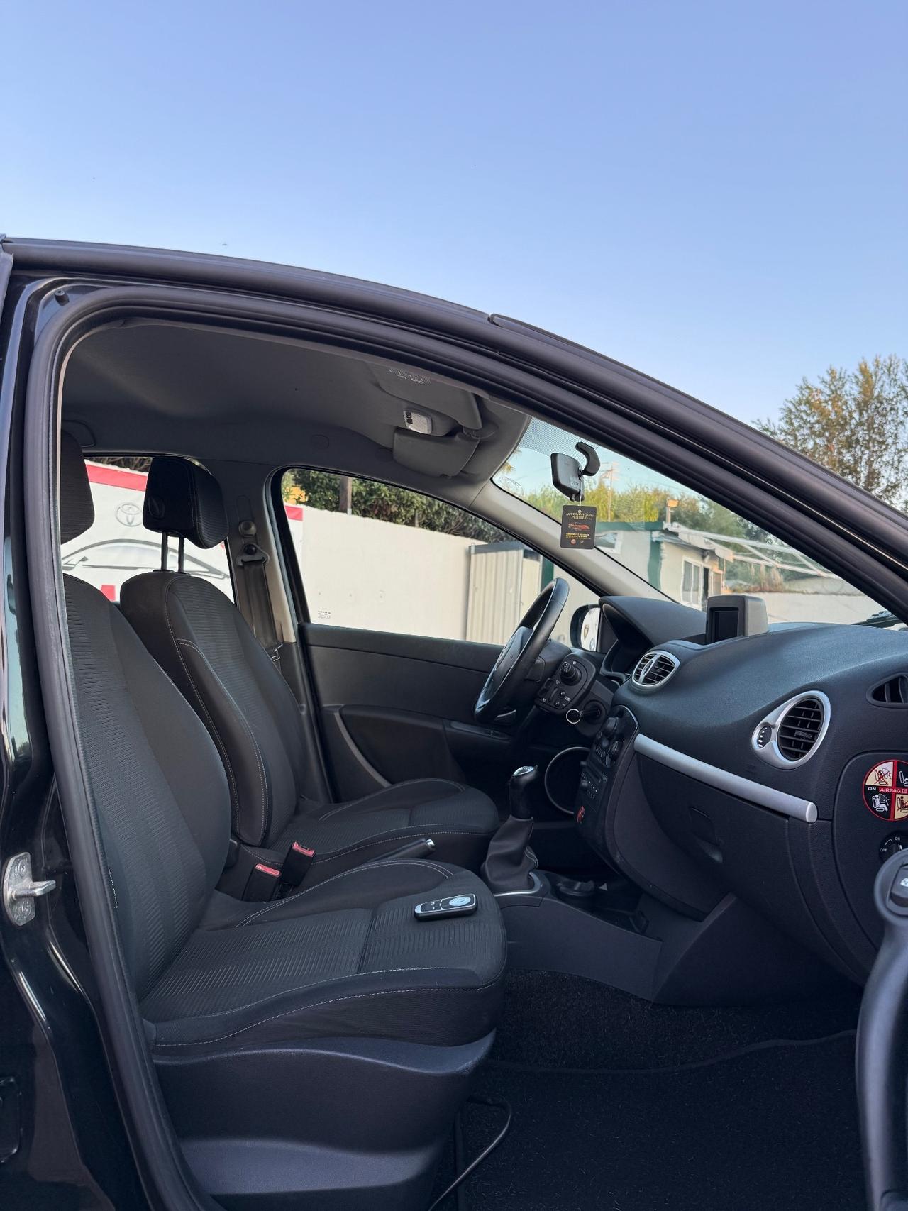 Renault Clio 1.2 16V 5 porte Live!