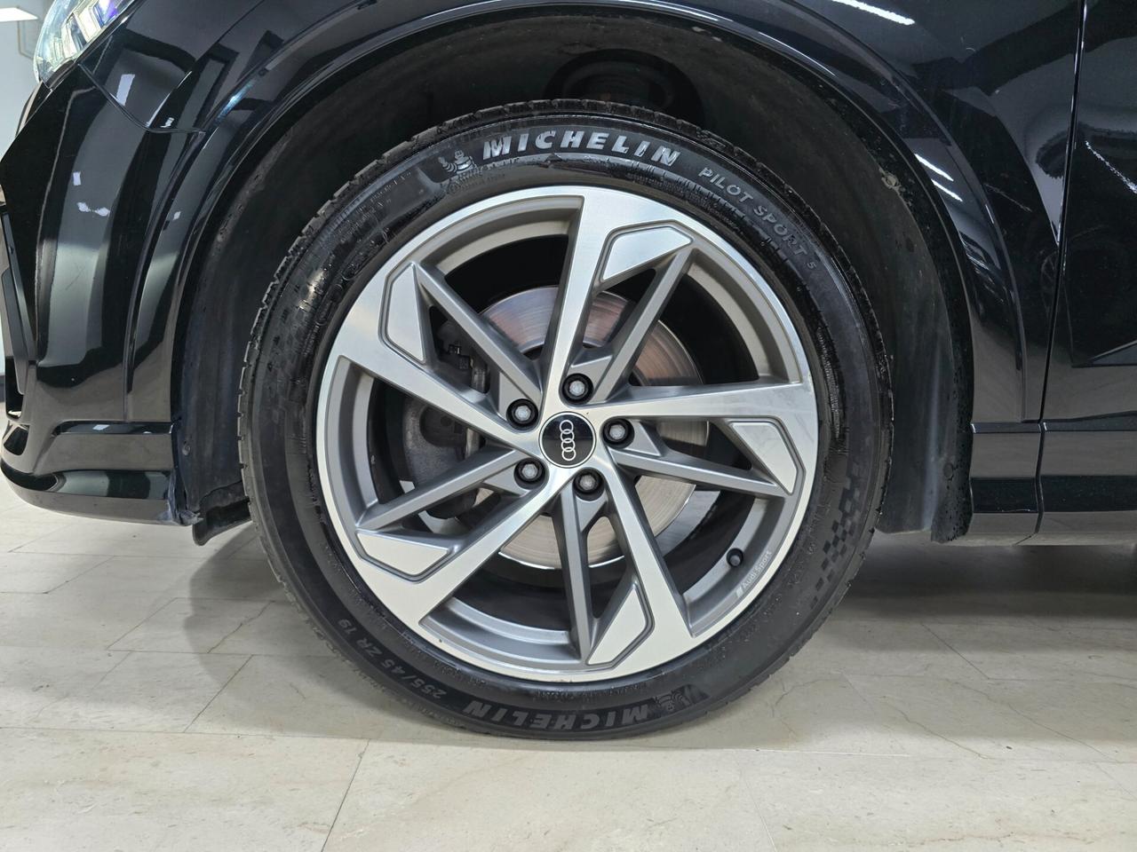 Audi Q3 SPB 40 TDI quattro S tronic line