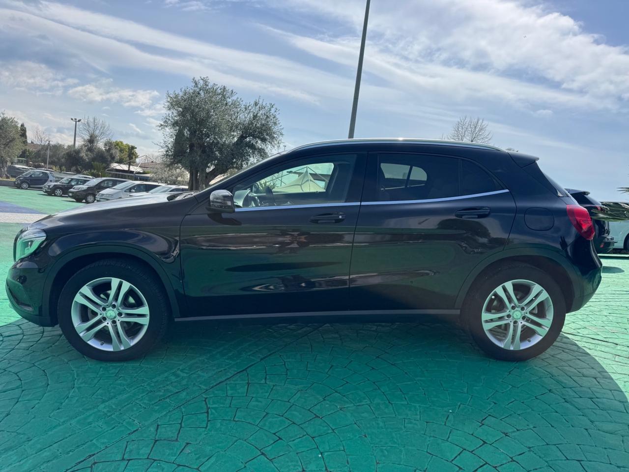 Mercedes-benz GLA 200 d Automatic Premium