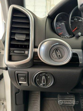 Porsche Cayenne 3.0 Diesel 262 cv, platinium