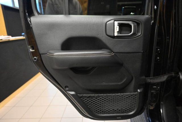 JEEP Wrangler UNLIMITED 2.0TURBO SAHARA TET.NAVI CAM BUMPER FULL