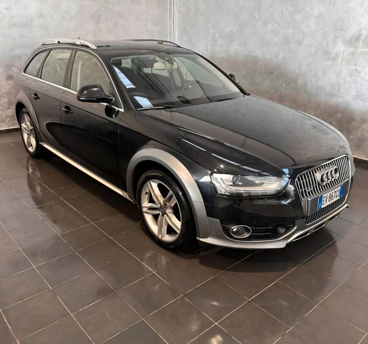 Audi A4 allroad 2.0 TDI 177 CV S tronic Quattro GANCIO TRAINO