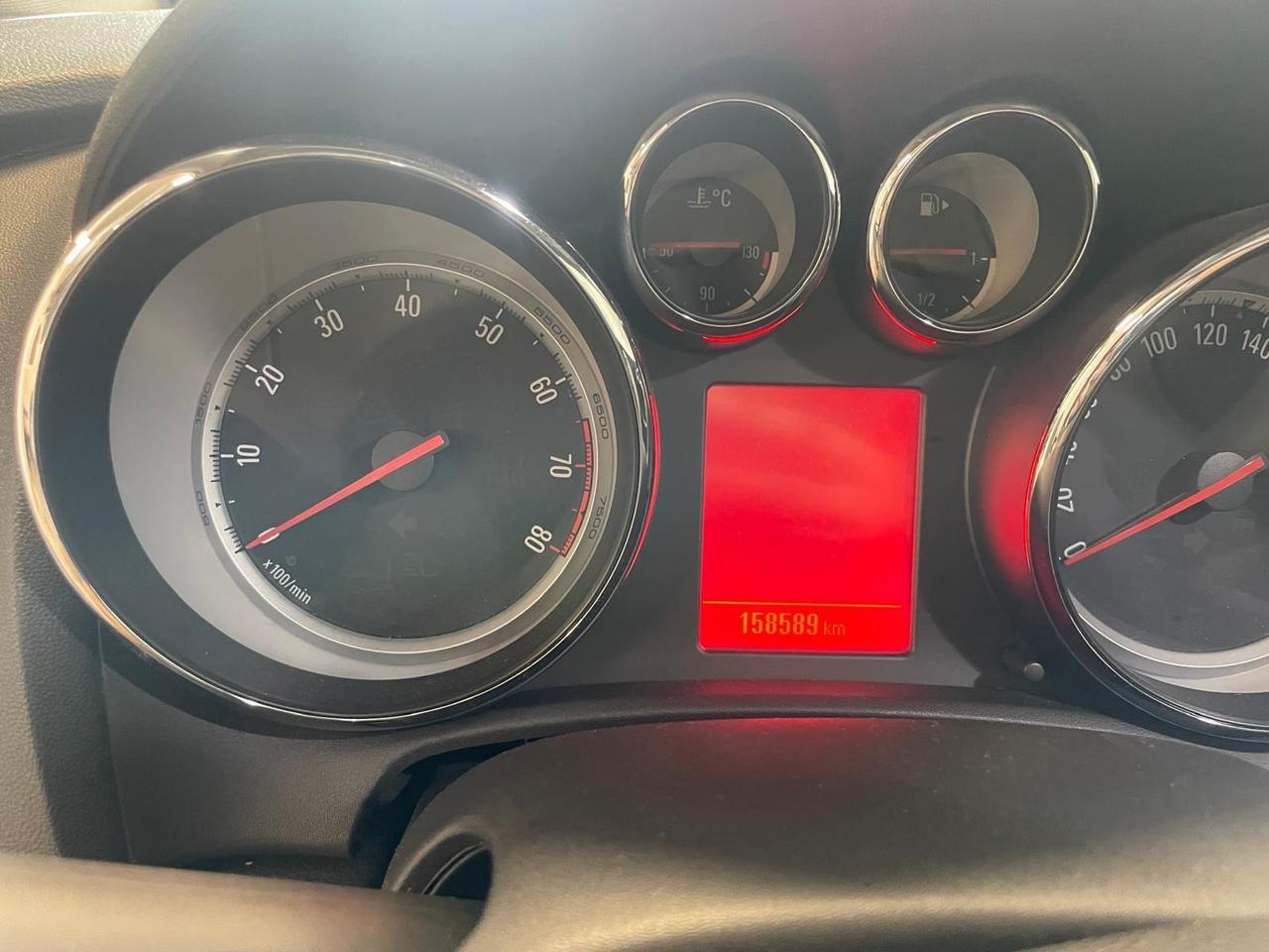 Opel Astra 1.6 Turbo 180CV 5 porte Cosmo S