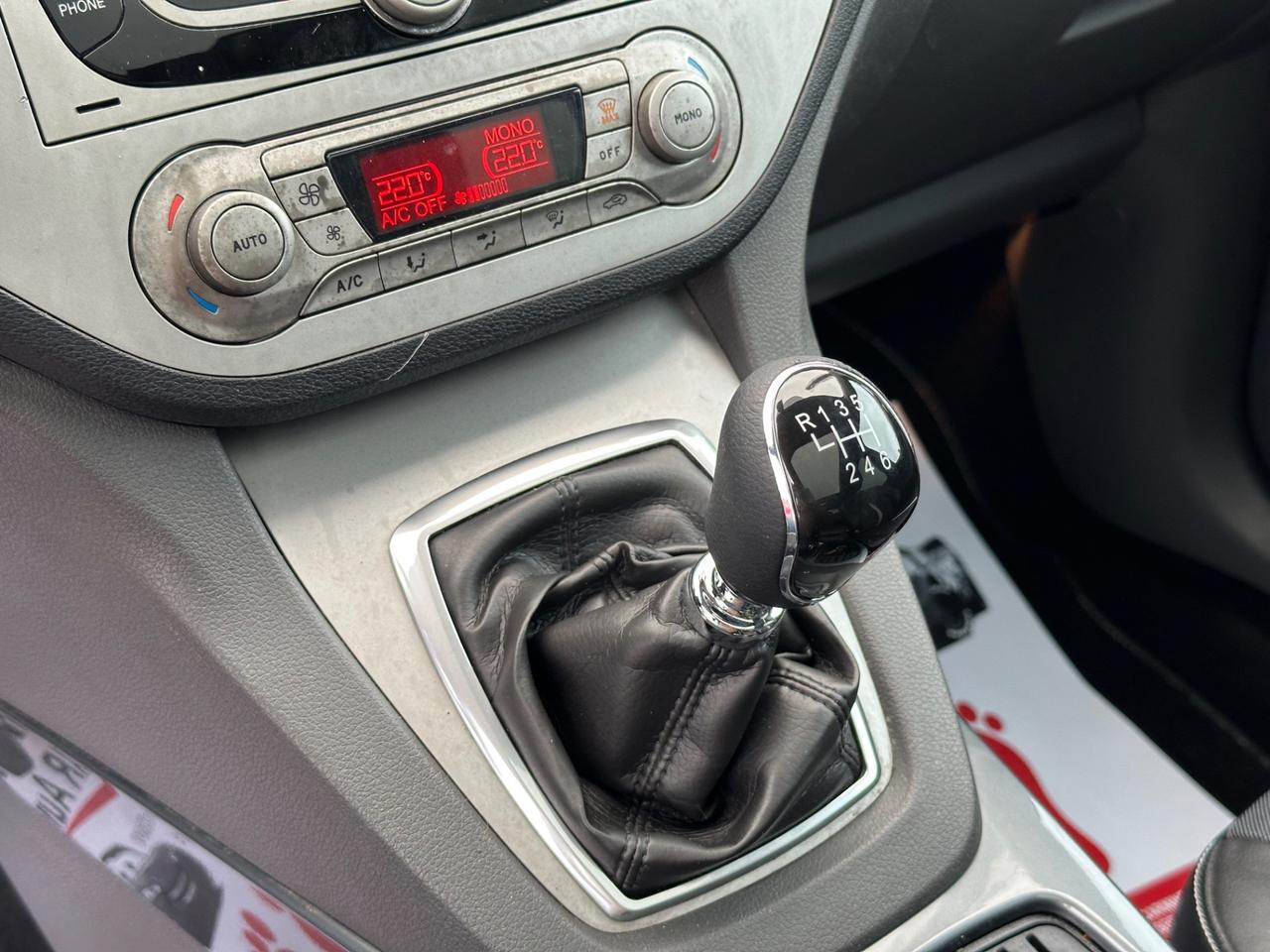 Ford Kuga 2010 2.0 TDCi 136 CV 4x4 Titanium PERFETTA