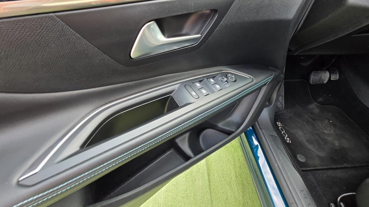 Peugeot 5008 BlueHDi 130 S&S EAT8 Allure Pack