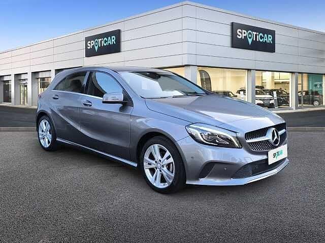 Mercedes-Benz A 180 A 180 d Automatic Sport
